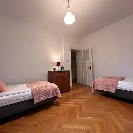 Pod Bukami Pensjonat Polanica-Zdrój